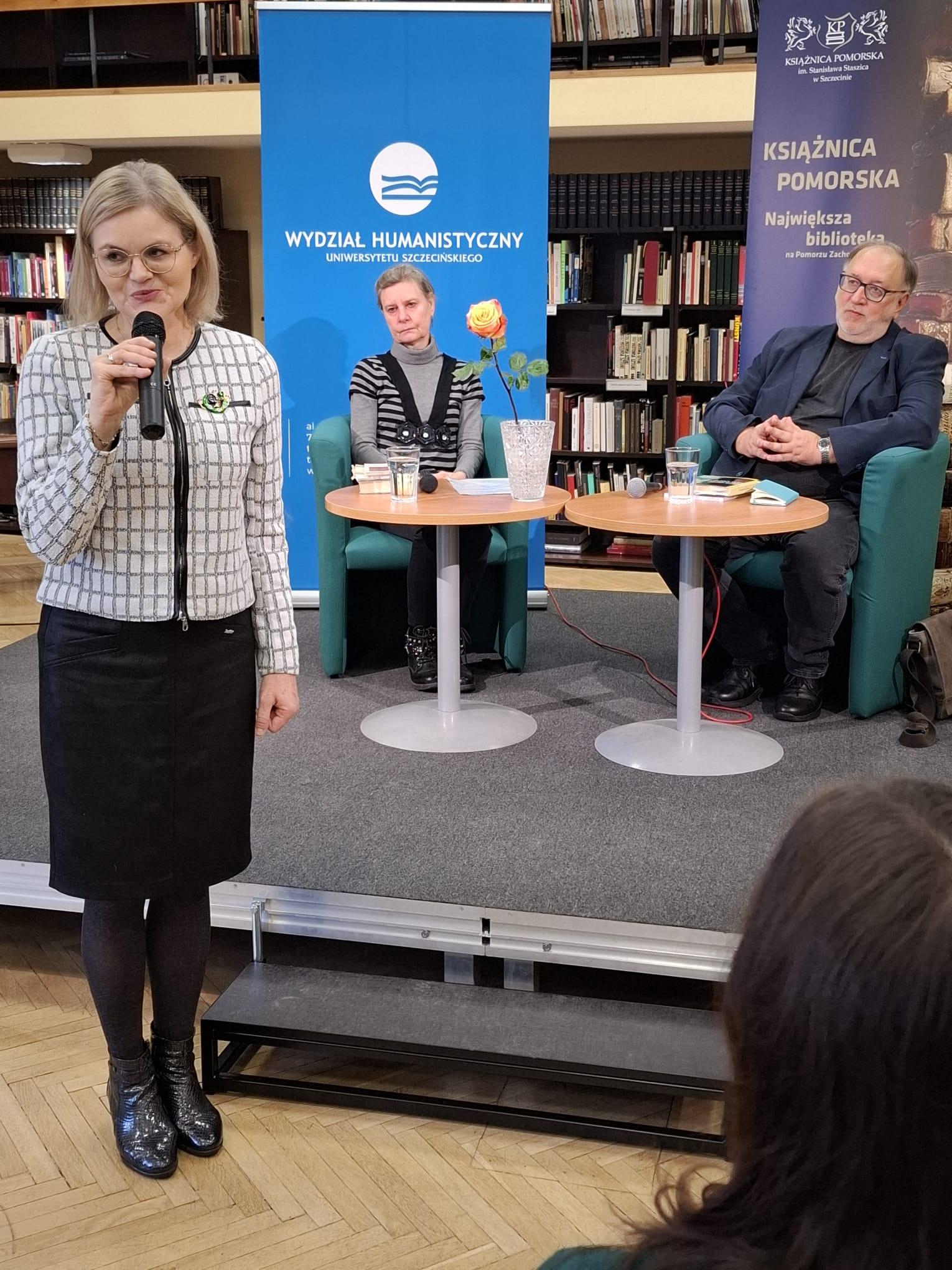 Spotkanie ze szczecińskim pisarzem Arturem Danielem Liskowackim, tegorocznym zdobywcą Nagrody Literackiej „Jantar”