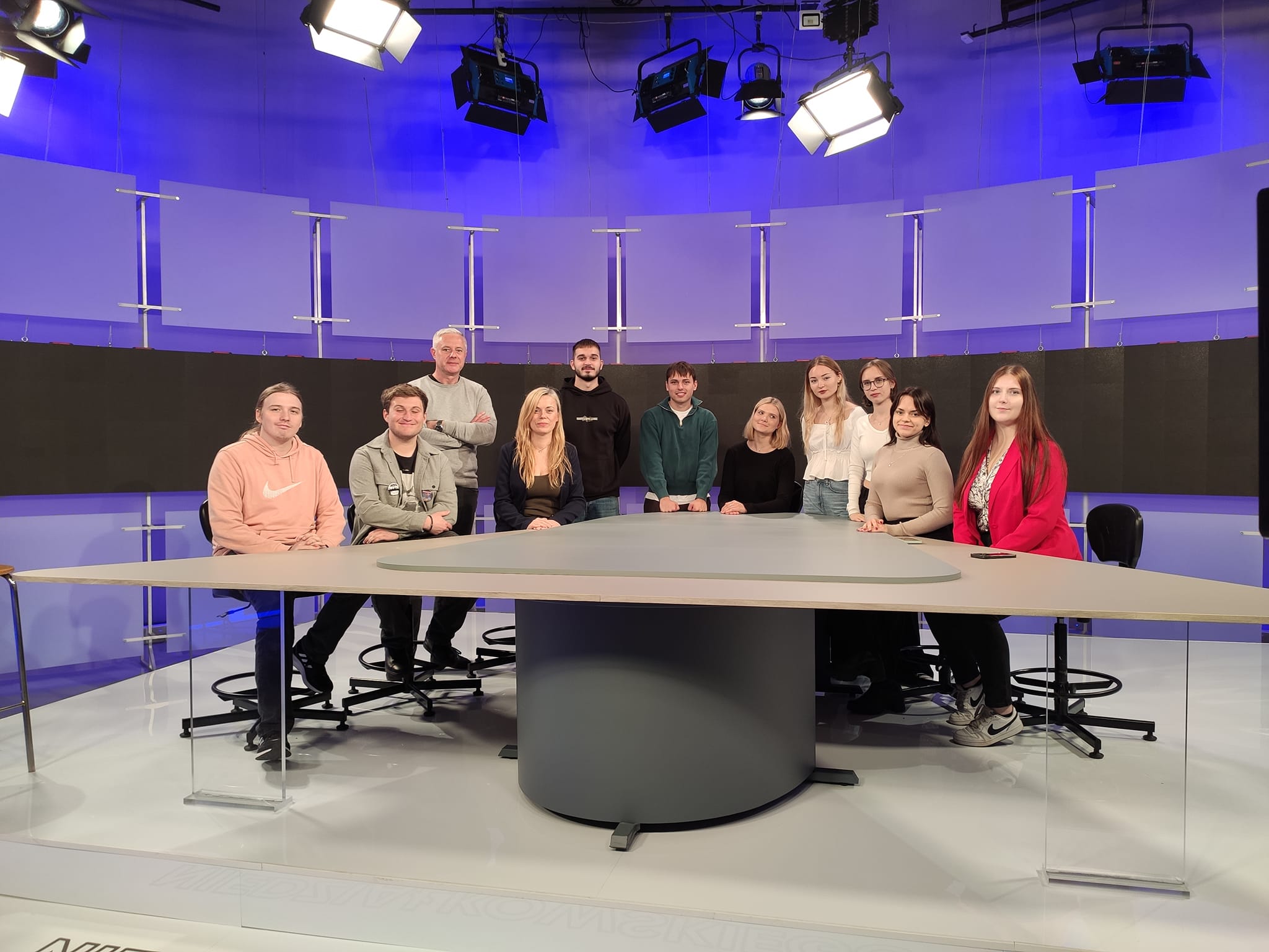 Studenci Dziennikarstwa i Komunikacji Społecznej w redakcji TVP3