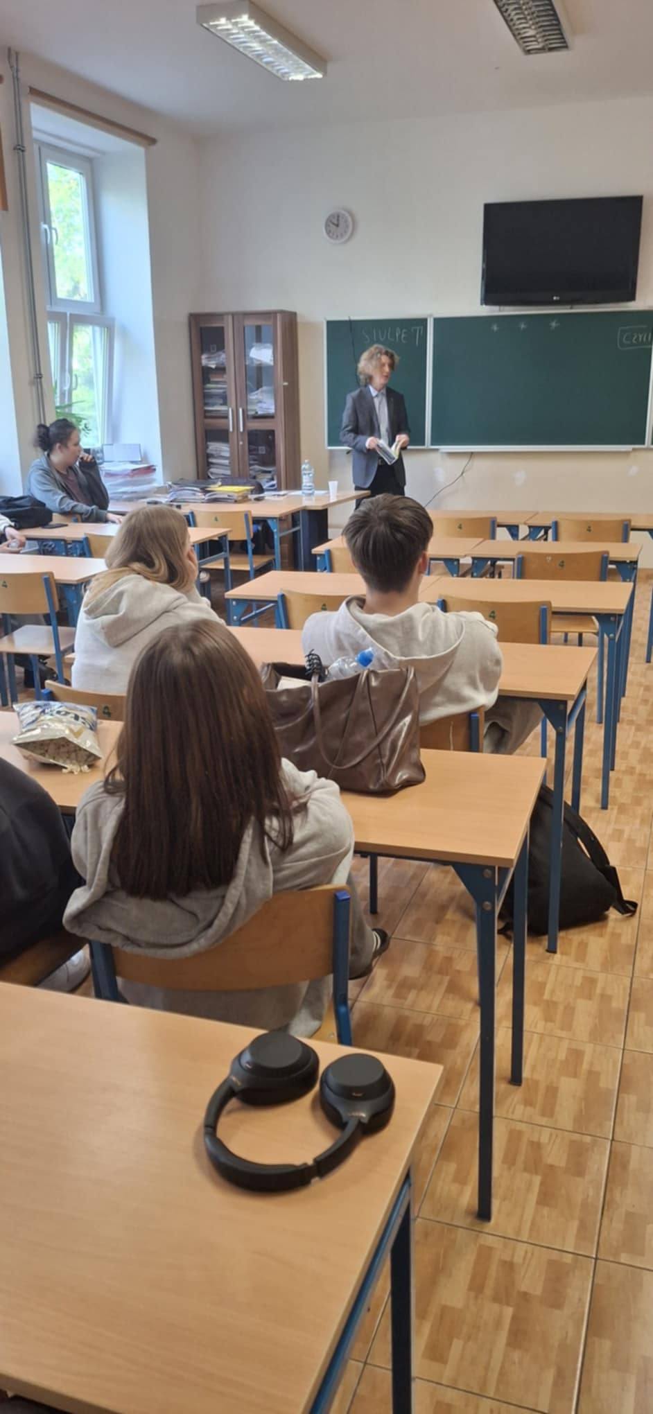 Prof. Piotr Krupiński w VII Liceum Ogólnokształcące im. Krzysztofa Kamila Baczyńskiego w Szczecinie